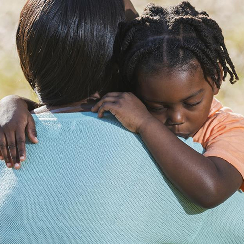 ESTRATEGIAS DE ALIMENTACIÓN PARA NIÑOS, NIÑAS EN SITUACION DE EMERGENCIA Y DESASTRE